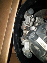 Load image into Gallery viewer, 15" modern SAE wheel clearance at 4" Backspacing